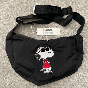 BAGGU UO Exclusive Joe Cool Embroidered Medium Nylon Crescent Bag